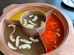 菌王奇香锅-滇釜火锅·能喝汤的火锅(车公庄店)