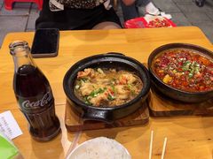 -有红鸡毛店·砂锅菜(抚琴夜市店)