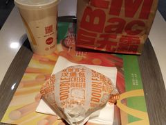 -麦当劳(龙之梦购物中心店)