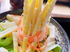 -湊湊火锅·茶憩(南京东路悦荟店)