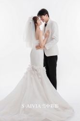 -雪中彩影婚纱摄影·微光艺术中心