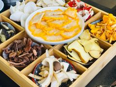 -野菌皇海景野生菌火锅(滨海大道店)