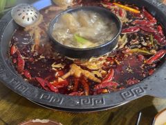 -黄潇洒老火锅(九眼桥宏济巷店)