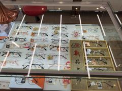 -明月眼镜(三坝店)