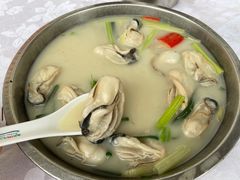 胡椒水浸生蚝-台山第一家兴华黄鳝饭·黄鳝婆(彭沙坑总店)