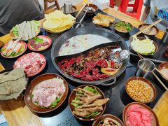 -谭记重庆老火锅(总店)