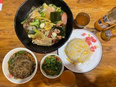 -万记麻辣烫国展总店