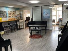 -梅纳·钢琴声乐架子鼓Mena Music(双井店)