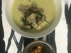 -三百碗宝应长鱼面(板仓街店)