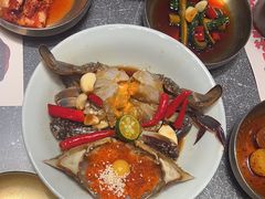 -草家酱蟹炭火烤肉店(珲春南路二店)
