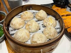 -馋三尺蟹粉小笼(人民广场店)