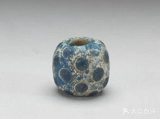 如何分辨老琉璃珠的真假