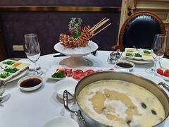 招牌松茸清汤底-洋房火锅(新天地店)