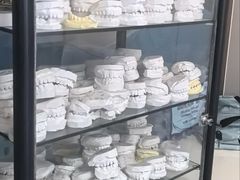 -上海仁爱医院口腔科 · 种植