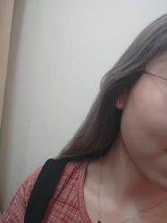 -花师傅专业手穿耳洞打耳洞穿孔