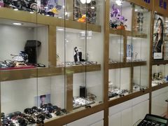 -三叶眼镜城(八佰伴店)