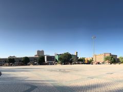 -艾提尕尔清真寺