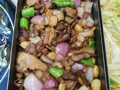 -老东镇啤酒屋海鲜加工·蒸汽海鲜·海鲜烧烤(台东店)