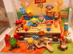 -泡泡玛特POPMART(上海环球港店)