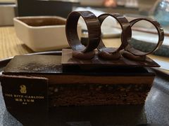 -丽思卡尔顿·炙焰·铁板烧餐厅