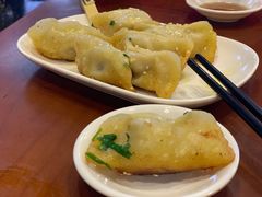 -小姜锅贴(凤凰街店)