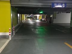 -高岛屋-停车场