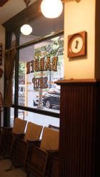 等位区-IMUSE BARBER SHOP
