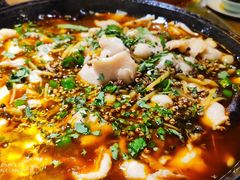 -兔行天下-鸿鹤鲜锅兔(中海国际店)