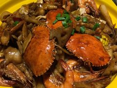 -多嘴肉蟹煲(万达店)