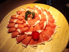 -同蛙阁美蛙鱼头火锅
