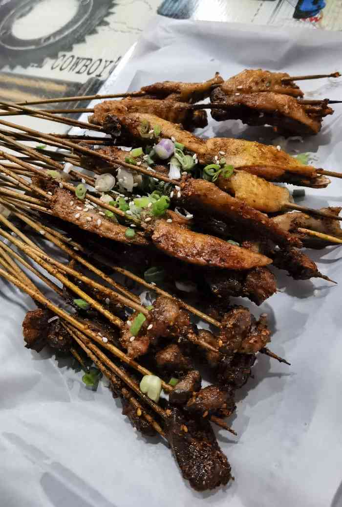 二师兄烧烤(大足店)-"深夜的诱惑,二师兄烧烤,必须扎起,烤日本.