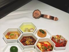 秦淮八艳美味小吃-民国红公馆·秦淮八艳(夫子庙店)
