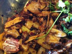干锅牛蛙-蛙蛙叫干锅年代(簋街总店)