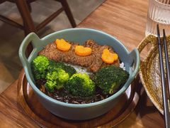阿松猪排饭-拾年