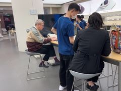 -华为智能生活馆(上海中山公园龙之梦)