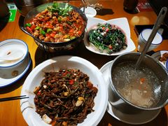 -邻家小馆(银都店)