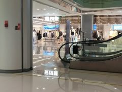 -红鼎豆捞·非遗鲍皇汤火锅(宝丰路店)