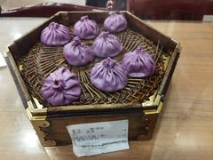 藤椒大虾包-西安贾三灌汤包·回坊小吃·清真炒菜(北院门总店)