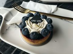 -UNI UNI(环亚凯瑟琳店)