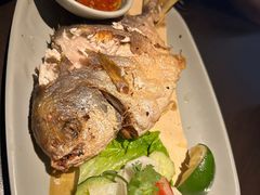 -大头虾越式风味餐厅(光明广场店)