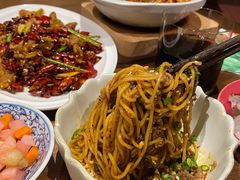 -肆海小川菜酒馆Wine Bistro (青年路店)