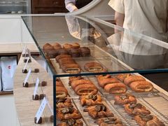 -VERIE BAKEHOUSE