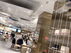 -奈雪的茶(湖滨银泰in77C区PRO店)