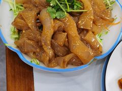 -一口猪海鲜浑锅·东北家常菜