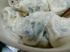 -溢香专业制作饺子云吞(莲花二村店)