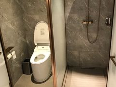 -杭州西湖湖滨银泰亚朵酒店