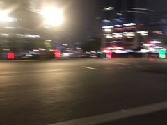 -一间森林酒店(上海人民广场店)