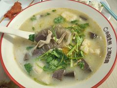 -小杨生煎(金山百联购物中心3楼店)