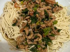 开洋葱油拌面-裕兴记•蟹黄面馆(人民广场店)