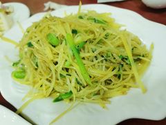 -邱二餐馆